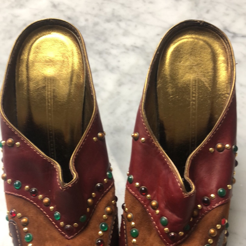 Giuseppe Zanotti design Size 7.5 Two-Tone Red & Brown Studded Pointed-Heel Mules - Picture 9 of 10